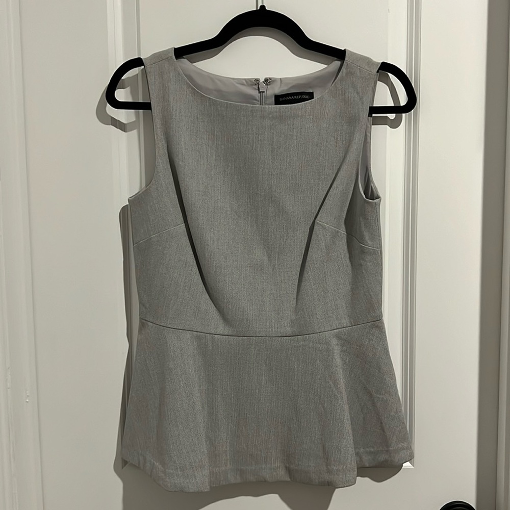 Banana Republic grey peplum blouse size 4